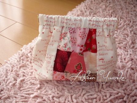 タンブラーの口金化粧ポーチ