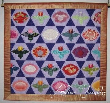 タペストリー 牡丹とヘキサゴンのアップリケ（日本の文様）